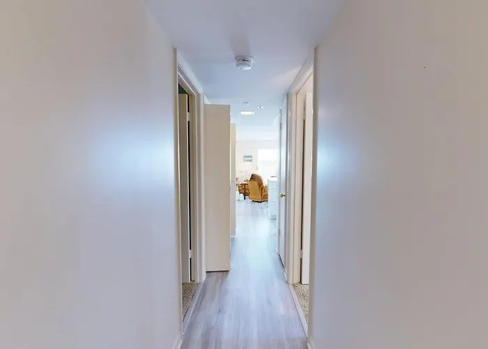 Beautiful Coastal Getaway With Spacious Living And Easy Access * Ocean City