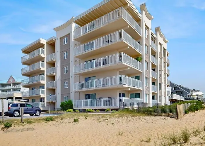 Holiday home Beautiful Coastal Getaway With Spacious Living And Easy Access *